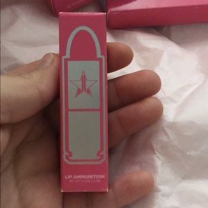 Jeffree Star cosmetics lip ammunition in Starfish